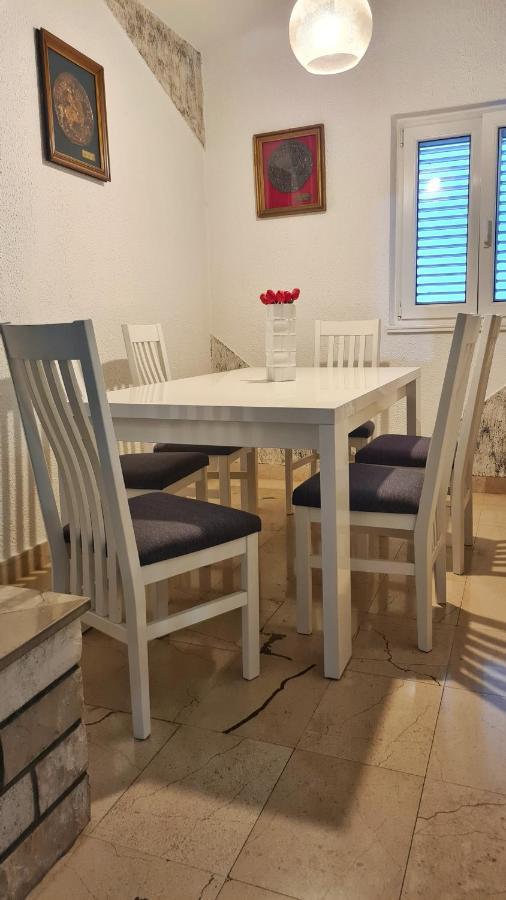 Navita Apartment Makarska